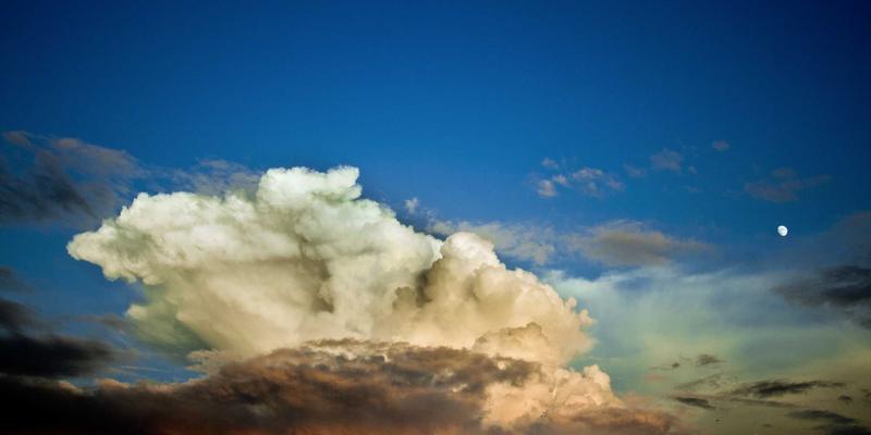 破局之道：TIS无锡如何用机器人集成与PLC技术，为中小企业打造轻量化IT咨询新模式